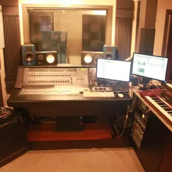 Paranoyd Sound Studios | Record Producers | Port Moody BC